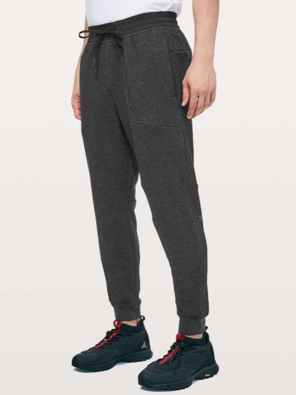 Lululemon At Ease Jogger
Heathered Black Men’s Small
